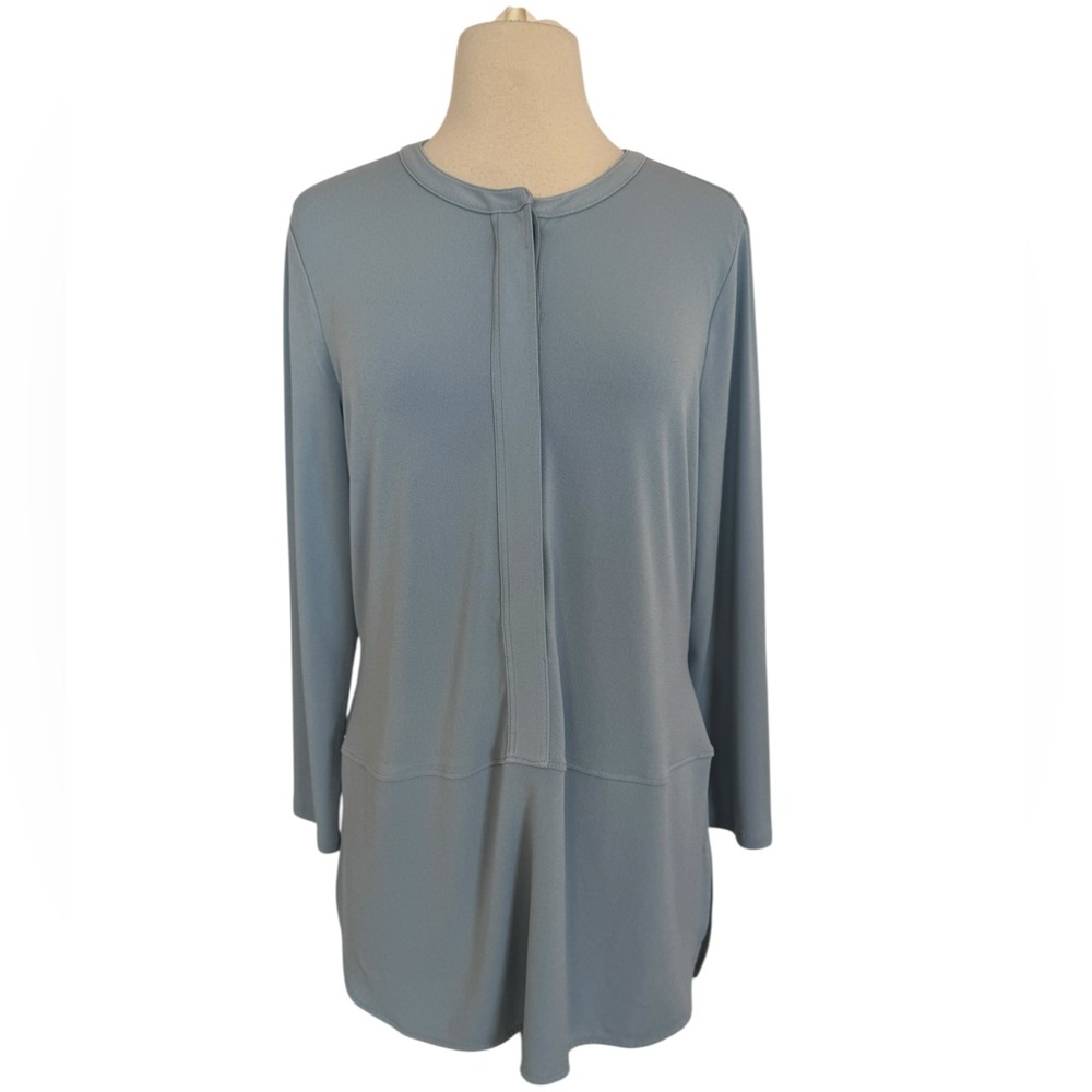 Lauren Ralph Lauren Women’s Crepe Blouse Baby Blue  Half Button Size‎ Large